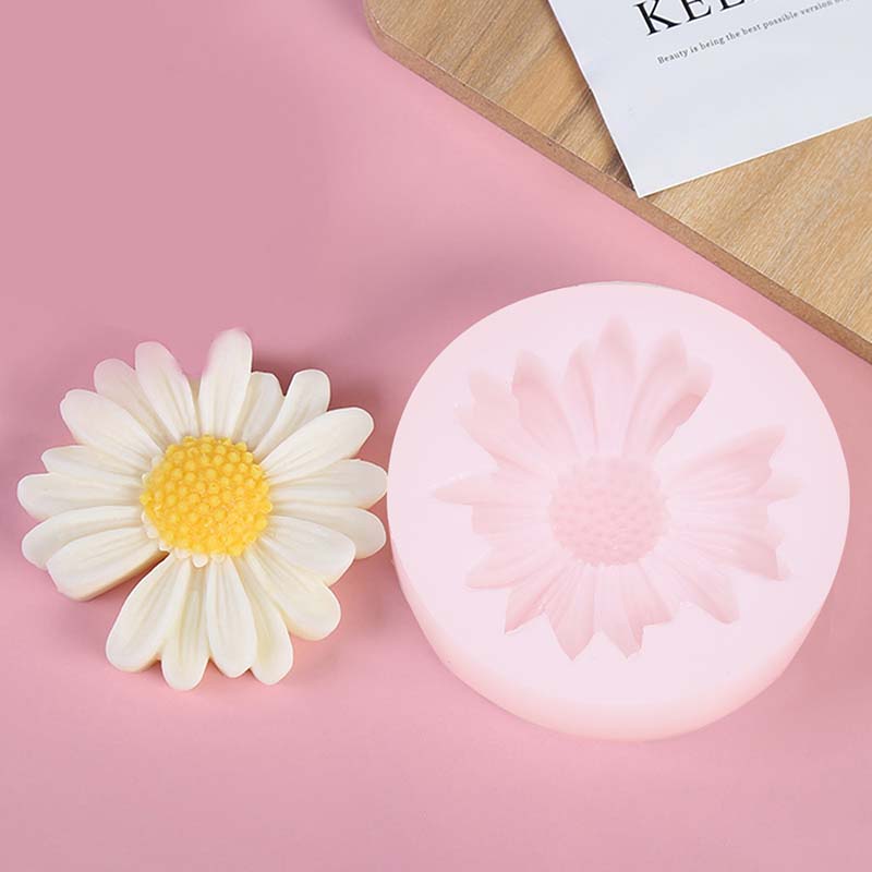 Soap Making Ideas - DIY Candle Silicone Mold Daisy Chamomile
